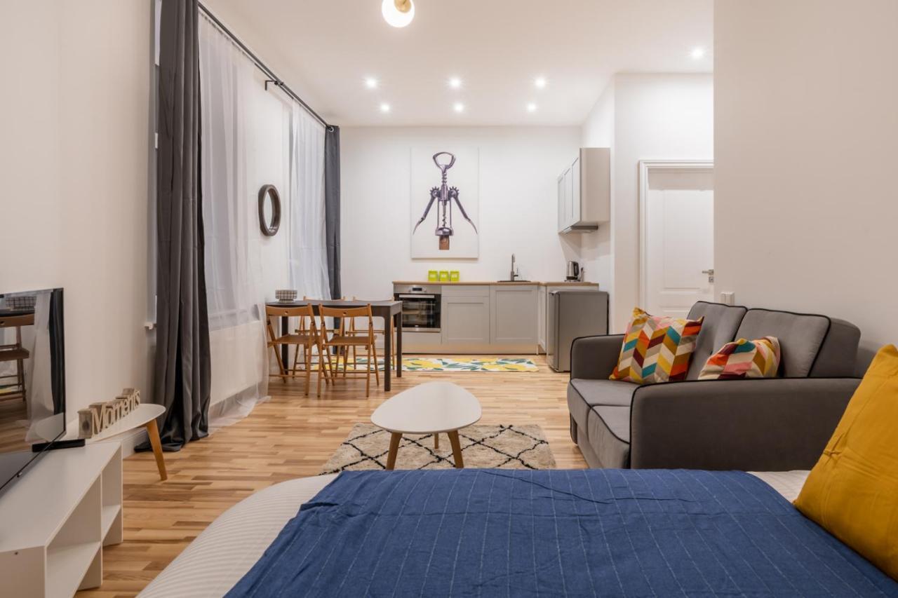 Lacplesa24 - Modern Studios In Riga City Center מראה חיצוני תמונה