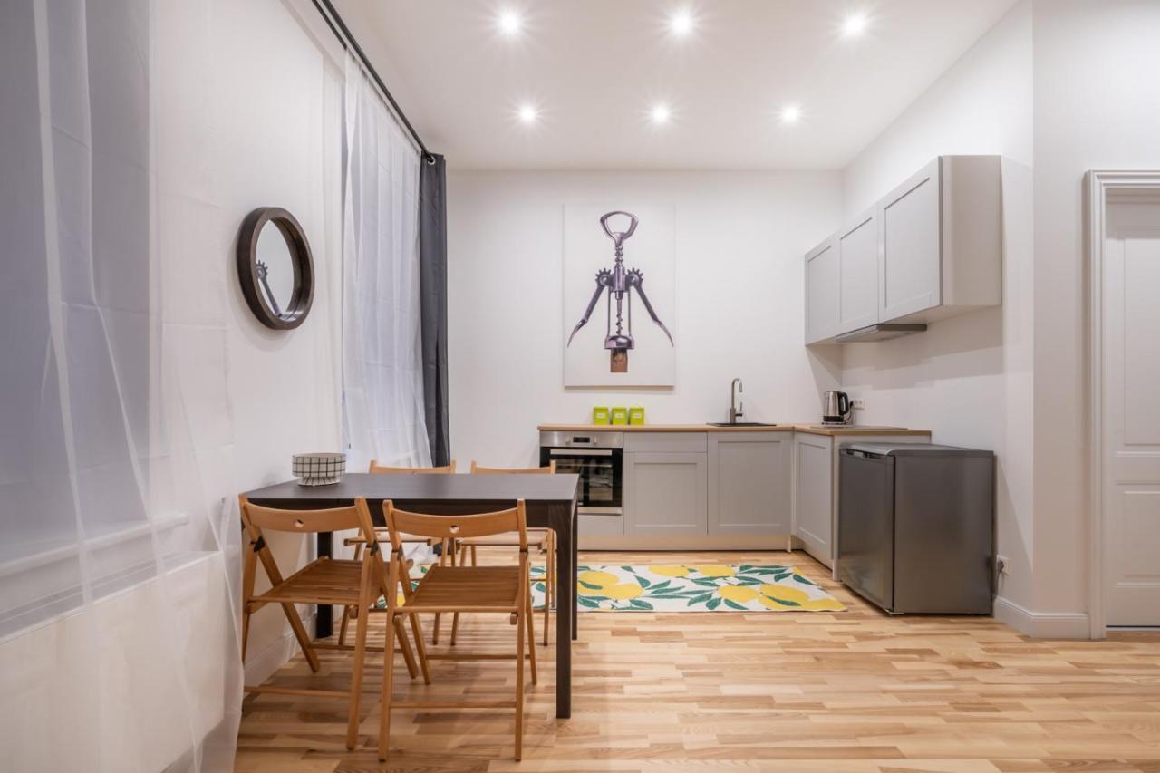 Lacplesa24 - Modern Studios In Riga City Center מראה חיצוני תמונה