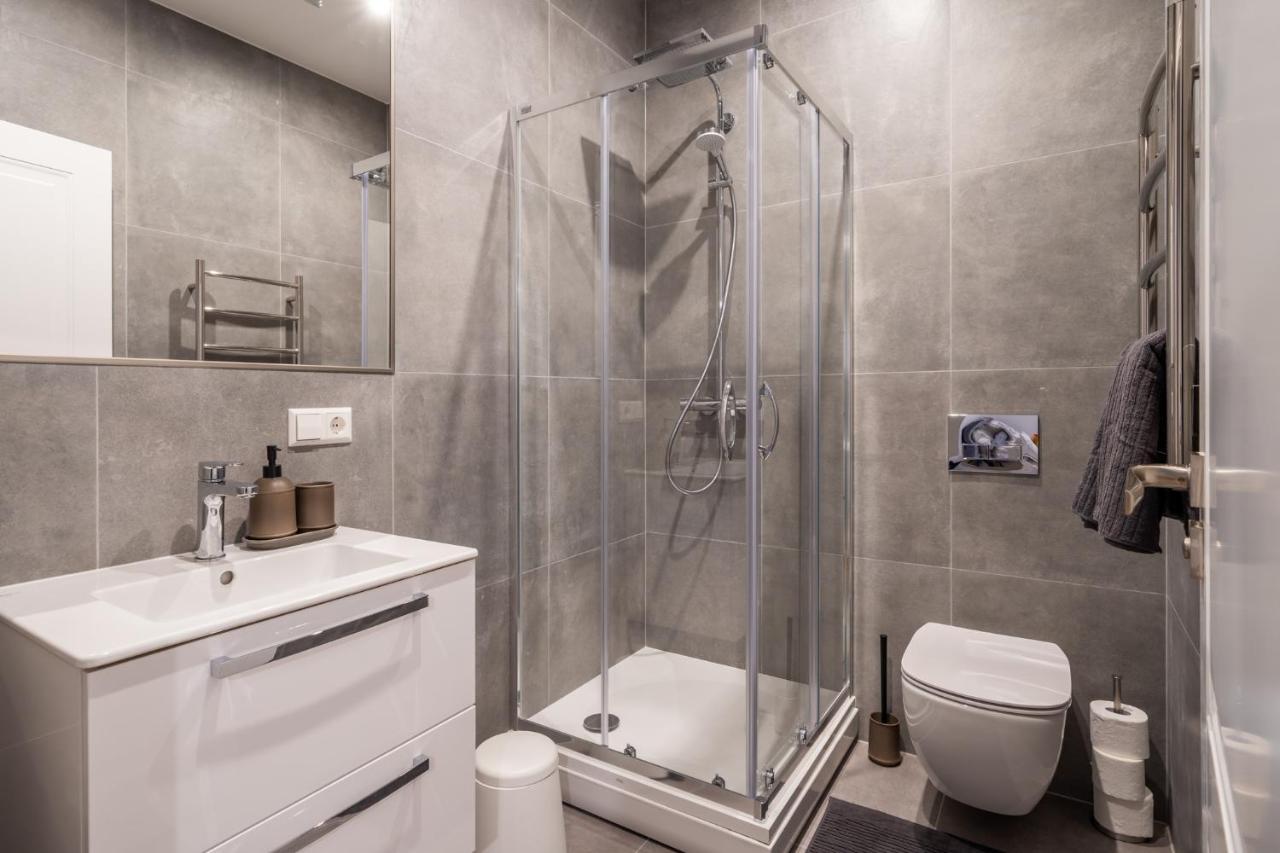 Lacplesa24 - Modern Studios In Riga City Center מראה חיצוני תמונה